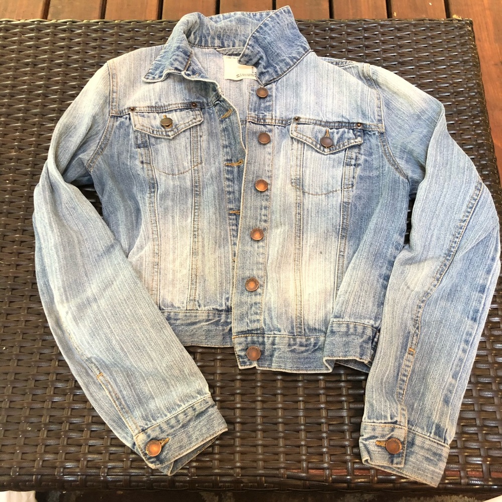 Women’s Small Cropped Jean Jacket